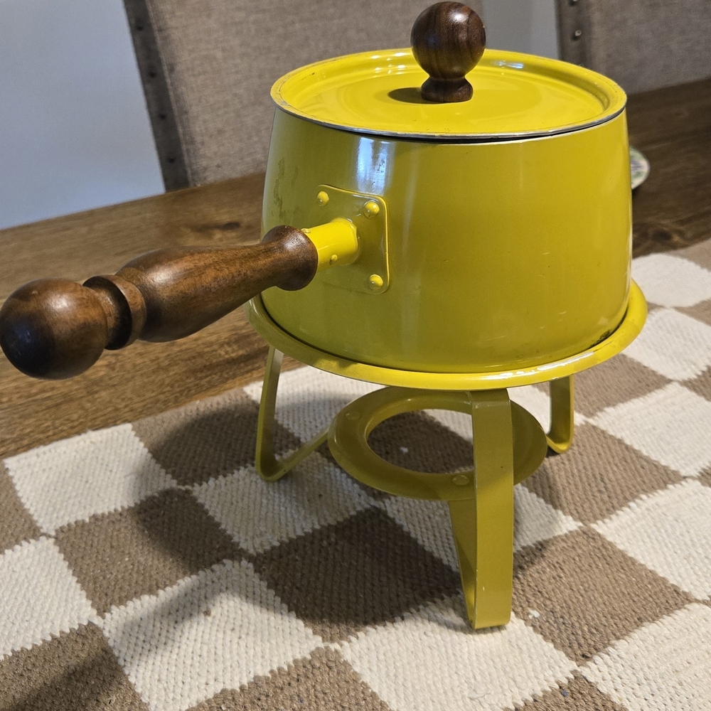 Vintage Yellow Fondue Pot with Wooden Handle - Home Kitchen